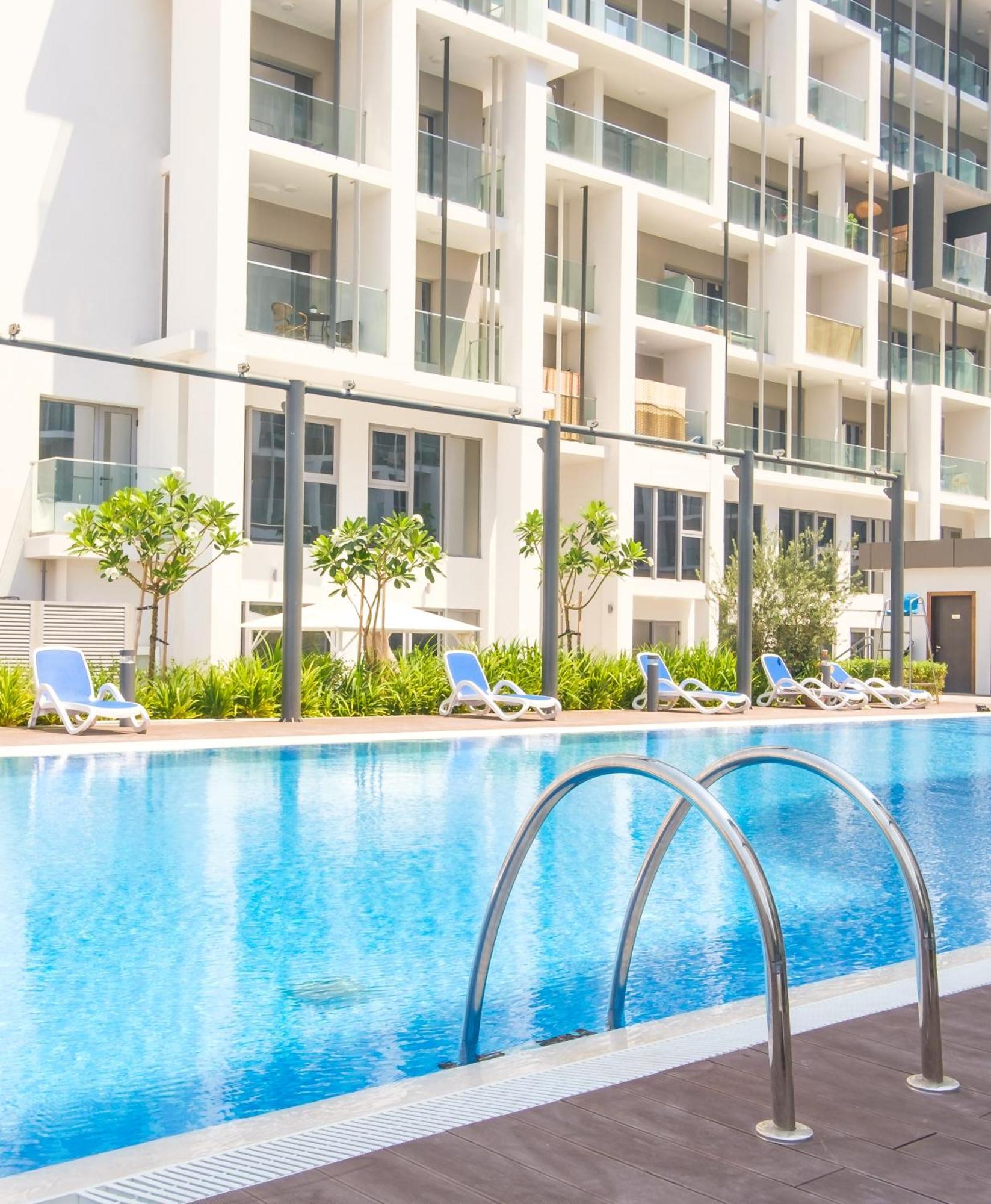 Апартаменты Industrial Chic Retreat Al Qurayyah Экстерьер фото