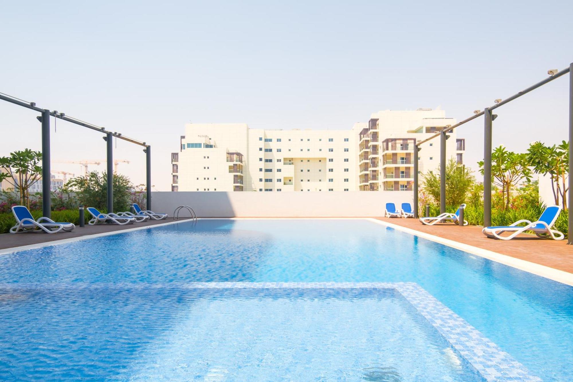 Апартаменты Industrial Chic Retreat Al Qurayyah Экстерьер фото